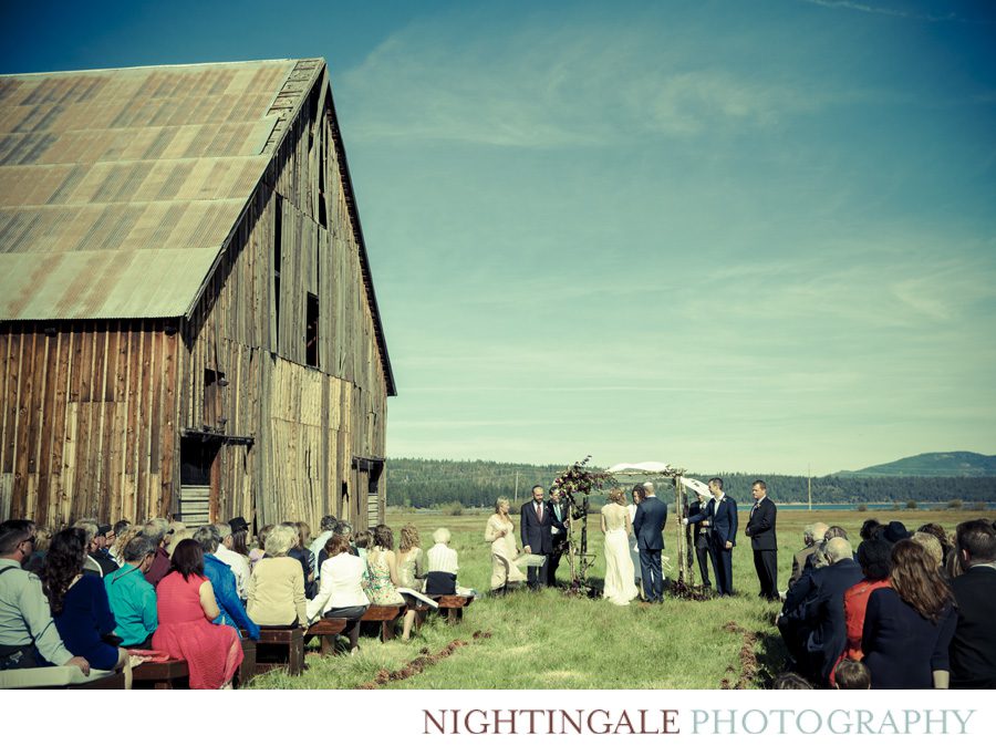 Barn Wedding in Mt. Lassen