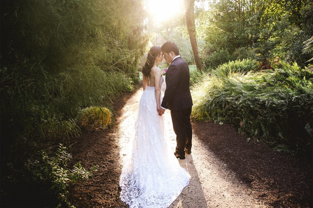 Wedding portraits with beautiful light in Golden Gate Park botanical gardens