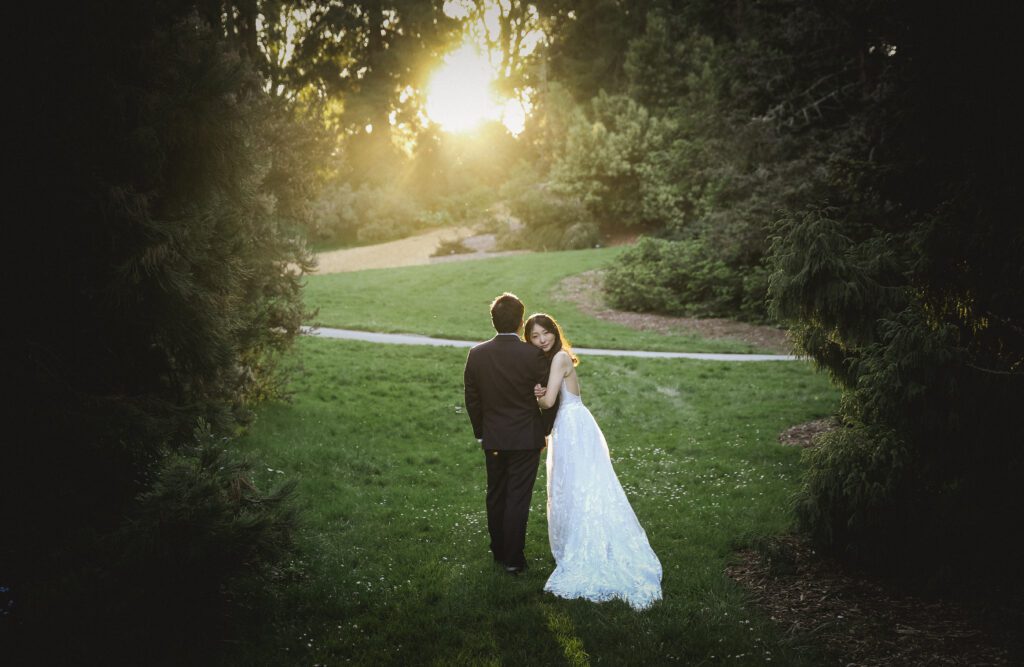 Bridal portraits with beautiful light in Golden Gate Park