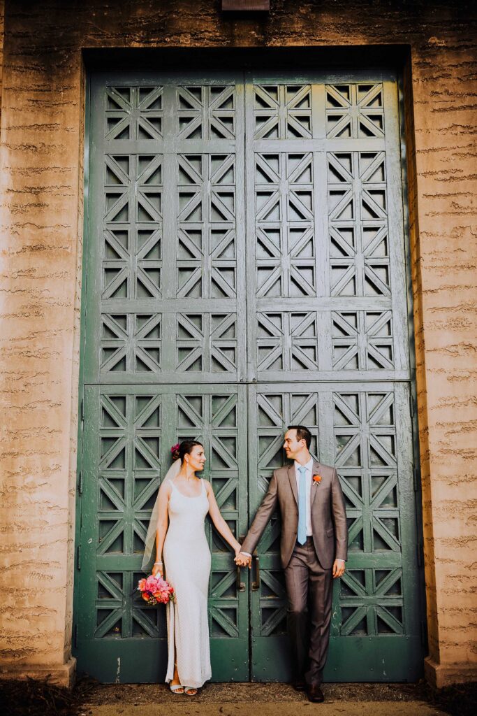 wedding couple at palace of fine arts in san francisco  | Nightingale Photography